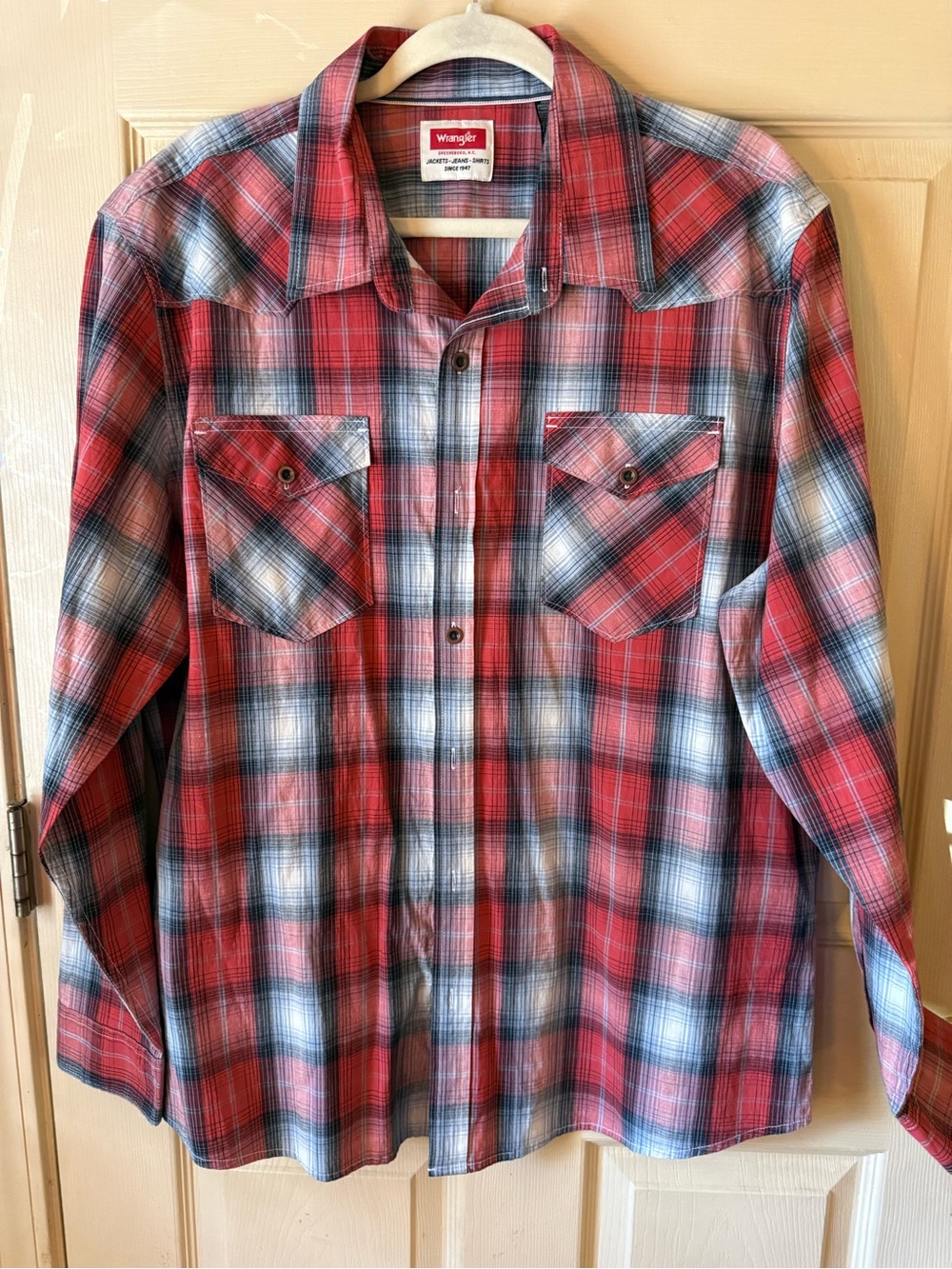 Wrangler Red & Blue Plaid Western Button-Down Shirt